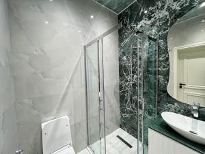 Bakı, həyət evi 5 otaqlı, satılır, 220 m² , 4 sot , Xəzər rayonu, Mərdəkan