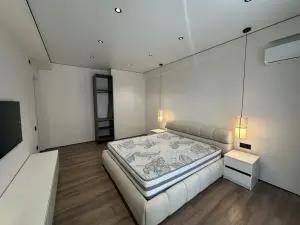 Bakı, yeni tikili 2 otaqlı, kirayə, 85 m²  , Səbail rayonu, Bayıl qəs.