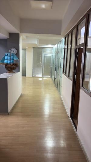 Bakı, ofis 5 otaqlı, satılır, 223 m²  , Xətai rayonu, Ağ şəhər
