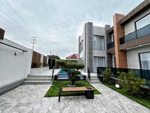 Bakı, həyət evi 4 otaqlı, satılır, 250 m² , 4 sot , Xəzər rayonu, Şüvəlan