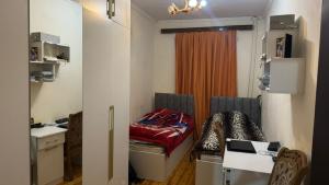 Bakı, köhnə tikili 2 otaqlı, satılır, 55 m²  , Nəsimi rayonu, 5-ci mikrorayon