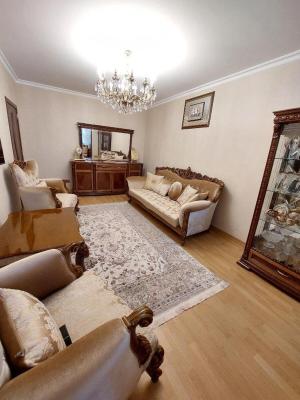 Bakı, köhnə tikili 3 otaqlı, satılır, 90 m²  , Səbail rayonu, Bayıl qəs.