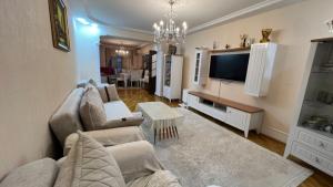 Bakı, köhnə tikili 3 otaqlı, satılır, 125 m²  , Sabunçu rayonu, Bakıxanov qəs.