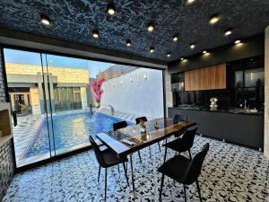 Bakı, bağ/həyət evi 5 otaqlı, satılır, 200 m² , 5 sot , Xəzər rayonu, Mərdəkan