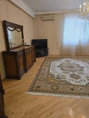 Bakı, yeni tikili 3 otaqlı, satılır, 165 m²  , Nəsimi rayonu