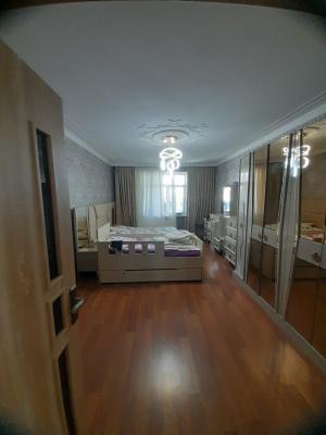 Bakı, köhnə tikili 3 otaqlı, satılır, 85 m²  , Nizami rayonu, 8-ci kilometr