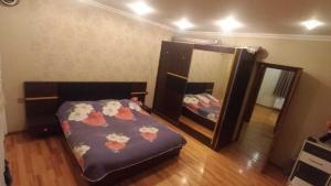 Bakı, köhnə tikili 5 otaqlı, satılır, 100 m²  , Qaradağ rayonu