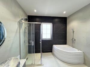Bakı, həyət evi 5 otaqlı, satılır, 270 m² , 9 sot , Xəzər rayonu, Şüvəlan