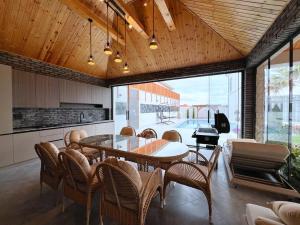 Bakı, həyət evi 6 otaqlı, satılır, 400 m² , 10 sot , Xəzər rayonu, Mərdəkan
