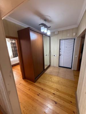 Bakı, köhnə tikili 4 otaqlı, satılır, 95 m²  , Xətai rayonu, H.Aslanov qəs.