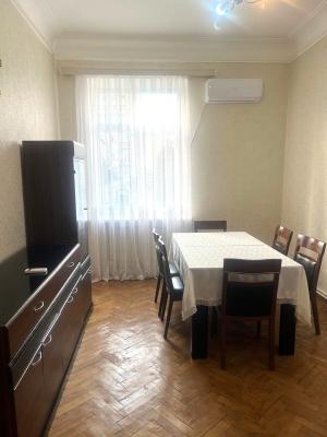 Bakı, köhnə tikili 3 otaqlı, satılır, 80 m²  , Nərimanov rayonu