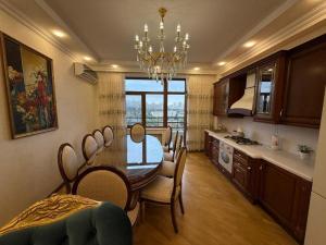 Bakı, yeni tikili 3 otaqlı, satılır, 101 m²  , Yasamal rayonu