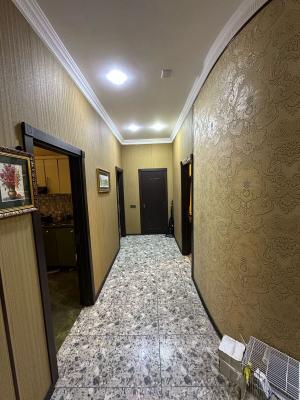Bakı, yeni tikili 3 otaqlı, satılır, 136 m²  , Yasamal rayonu, Yeni Yasamal qəs.