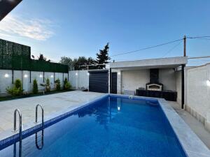 Bakı, həyət evi 4 otaqlı, satılır, 180 m² , 4 sot , Xəzər rayonu, Mərdəkan