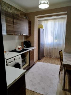 Bakı, köhnə tikili 2 otaqlı, satılır, 65 m²  , Xətai rayonu, Əhmədli