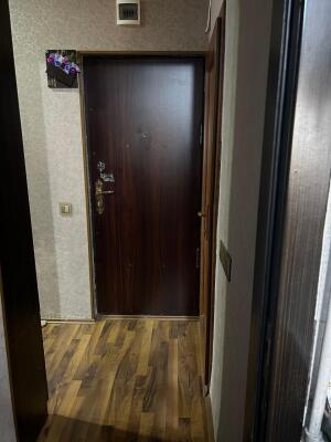 Bakı, köhnə tikili 2 otaqlı, satılır, 70 m²  , Binəqədi rayonu, 9-cu mikrorayon