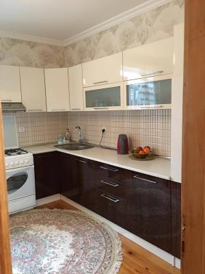 Bakı, bağ/həyət evi 4 otaqlı, kirayə, 160 m² , 2 sot , Səbail rayonu, 20-ci sahə