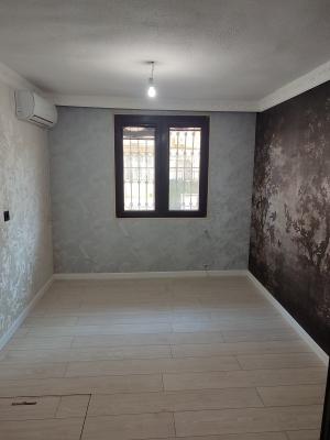 Bakı, köhnə tikili 3 otaqlı, satılır, 56 m²  , Suraxanı rayonu, Əmircan qəs.