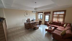 Bakı, ofis 5 otaqlı, satılır, 223 m²  , Xətai rayonu, Ağ şəhər