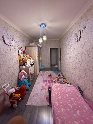 Bakı, köhnə tikili 3 otaqlı, satılır, 65 m²  , Binəqədi rayonu, 7-ci mikrorayon