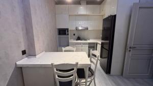 Bakı, yeni tikili 2 otaqlı, kirayə, 60 m²  , Xətai rayonu