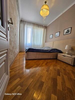 Bakı, köhnə tikili 5 otaqlı, satılır, 120 m²  , Yasamal rayonu, Yasamal qəs.