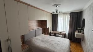 Bakı, köhnə tikili 2 otaqlı, satılır, 50 m²  , Yasamal rayonu