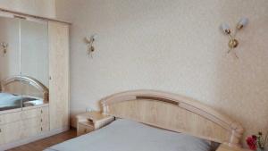 Bakı, yeni tikili 3 otaqlı, kirayə, 130 m²  , Binəqədi rayonu, 8-ci mikrorayon