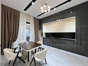 Bakı, həyət evi 4 otaqlı, satılır, 170 m² , 4.5 sot , Xəzər rayonu, Mərdəkan