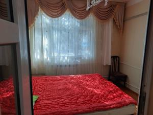 Bakı, köhnə tikili 2 otaqlı, kirayə, 70 m²  , Nəsimi rayonu, 4-cü mikrorayon