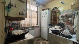 Bakı, köhnə tikili 2 otaqlı, satılır, 50 m²  , Binəqədi rayonu, 6-cı mikrorayon