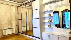 Bakı, yeni tikili 3 otaqlı, kirayə, 140 m²  , Nəsimi rayonu