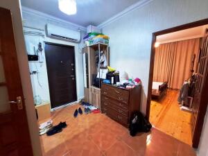 Bakı, köhnə tikili 3 otaqlı, satılır, 3 m²  , Nizami rayonu, 8-ci kilometr