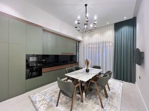 Bakı, həyət evi 5 otaqlı, satılır, 225 m² , 5.6 sot , Xəzər rayonu, Mərdəkan