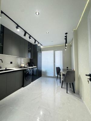 Bakı, köhnə tikili 2 otaqlı, satılır, 58 m²  , Xətai rayonu