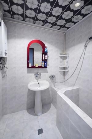 Bakı, köhnə tikili 3 otaqlı, satılır, 80 m²  , Suraxanı rayonu, Yeni Günəşli qəs.