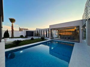 Bakı, həyət evi 5 otaqlı, satılır, 250 m² , 6 sot , Xəzər rayonu, Mərdəkan