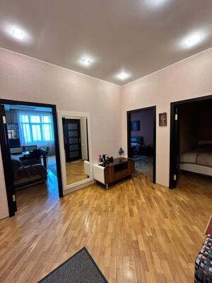 Bakı, yeni tikili 2 otaqlı, kirayə, 110 m²  , Yasamal rayonu
