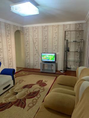 Bakı, köhnə tikili 2 otaqlı, kirayə, 65 m²  , Yasamal rayonu, Yasamal qəs.