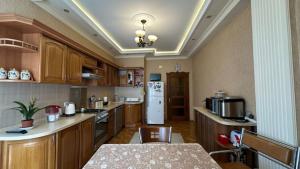 Bakı, yeni tikili 3 otaqlı, satılır, 140 m²  , Yasamal rayonu