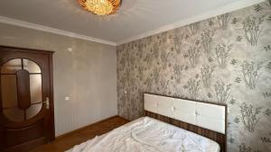 Bakı, köhnə tikili 3 otaqlı, satılır, 110 m²  , Nizami rayonu, 8-ci kilometr