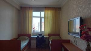 Bakı, yeni tikili 3 otaqlı, kirayə, 130 m²  , Binəqədi rayonu, 8-ci mikrorayon
