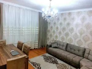 Bakı, köhnə tikili 3 otaqlı, satılır, 86 m²  , Binəqədi rayonu, 8-ci mikrorayon