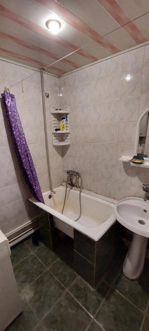 Bakı, köhnə tikili 3 otaqlı, satılır, 85 m²  , Suraxanı rayonu, Yeni Günəşli qəs.
