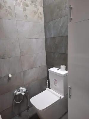 Bakı, yeni tikili 3 otaqlı, satılır, 135 m²  , Nəsimi rayonu, 5-ci mikrorayon