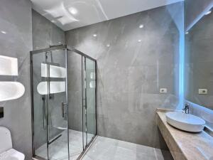 Bakı, həyət evi 5 otaqlı, satılır, 220 m² , 6 sot , Xəzər rayonu, Mərdəkan