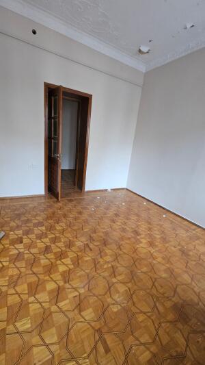 Bakı, köhnə tikili 3 otaqlı, satılır, 105 m²  , Nəsimi rayonu