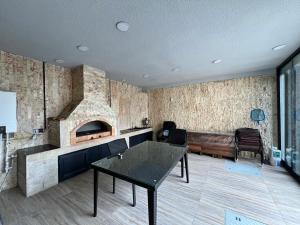 Bakı, həyət evi 4 otaqlı, satılır, 190 m² , 6.3 sot , Xəzər rayonu, Mərdəkan