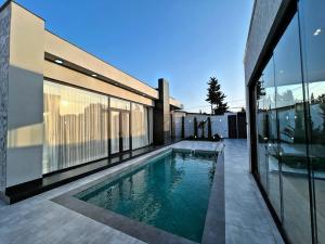 Bakı, bağ/həyət evi 4 otaqlı, satılır, 170 m² , 4 sot , Xəzər rayonu, Şüvəlan