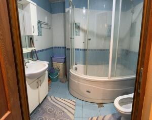 Bakı, yeni tikili 2 otaqlı, satılır, 100 m²  , Yasamal rayonu, Yeni Yasamal qəs.